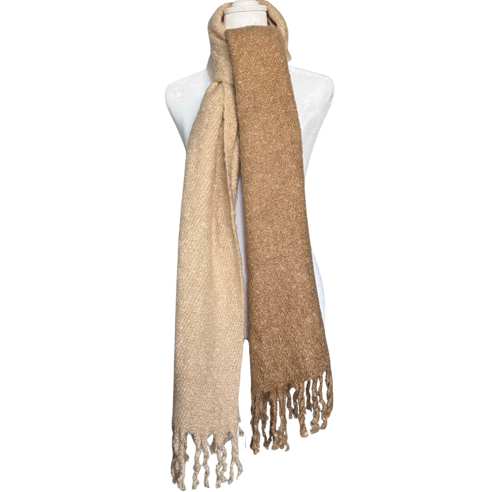 French Connection Unisex Scarf Boucle Yarn One Size‎ Fringe Edge Ivory Tan Cozy